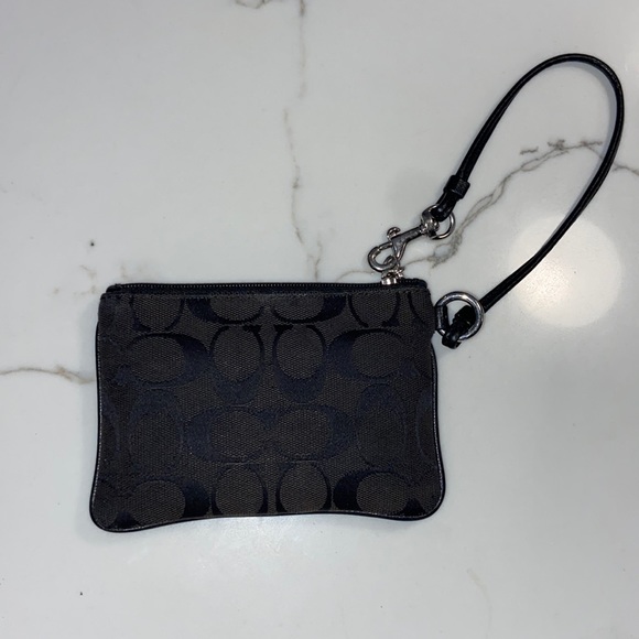 Coach wristlet - Picture 2 of 2